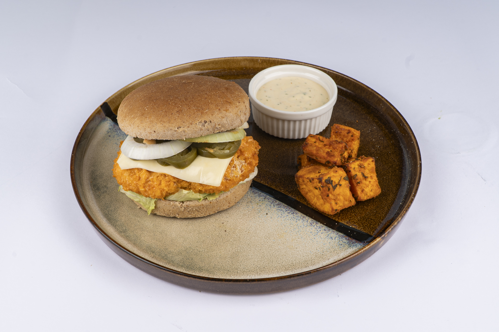 Nutrafi Kitchen Restaurant_Chicken Buffalo Burger