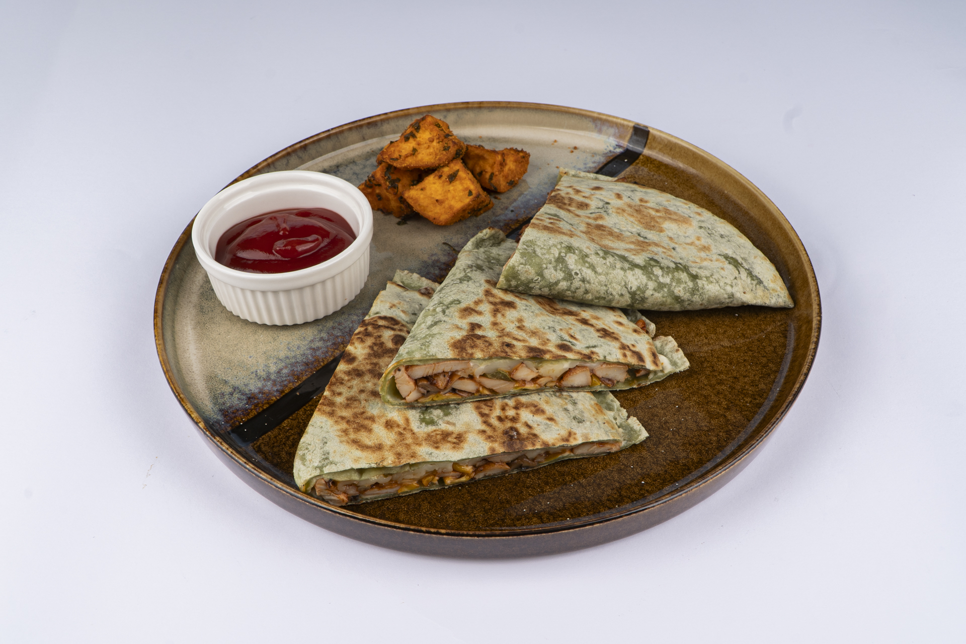 Nutrafi Kitchen Restaurant_Quesadilla Chicken Wrap